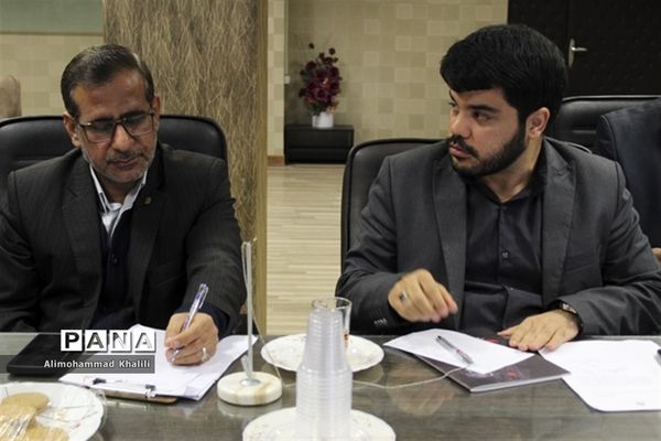 جلسه شورای برنامه ریزی سازمان دانش‌آموزی استان فارس