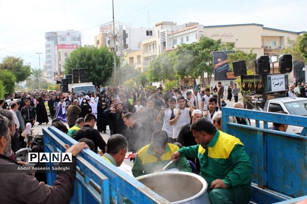 تشییع پیکر 3 شهید گمنام دفاع مقدس در بوشهر
