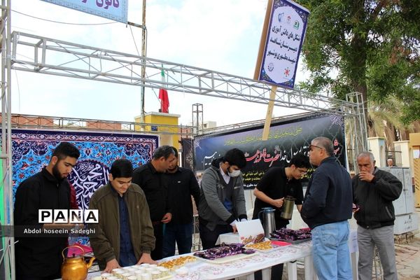 تشییع پیکر 3 شهید گمنام دفاع مقدس در بوشهر