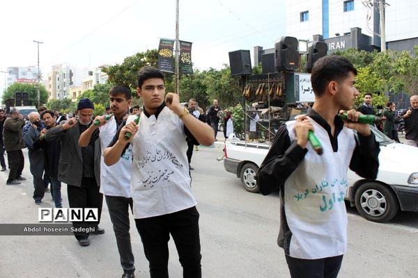تشییع پیکر 3 شهید گمنام دفاع مقدس در بوشهر
