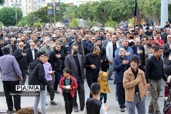 تشییع پیکر 3 شهید گمنام دفاع مقدس در بوشهر