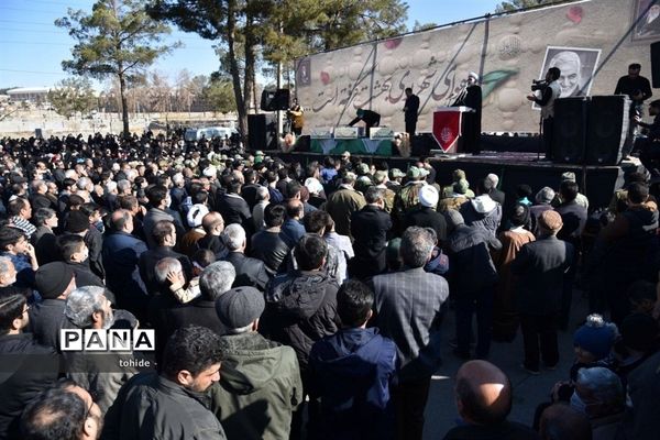 تشییع شهدای گمنام در بیرجند با حضور گسترده مردم