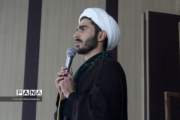 نمایش «کوثر پهلو شکسته» در شهرستان بهارستان