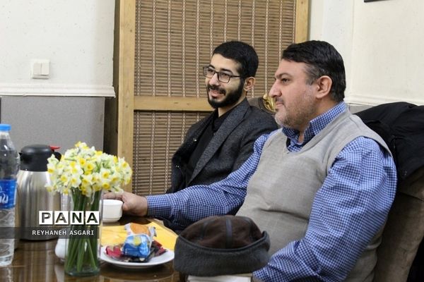 نشست هم‌اندیشی مسئولین سازمان‌های دانش‌آموزی مناطق شهرستان‌های استان تهران