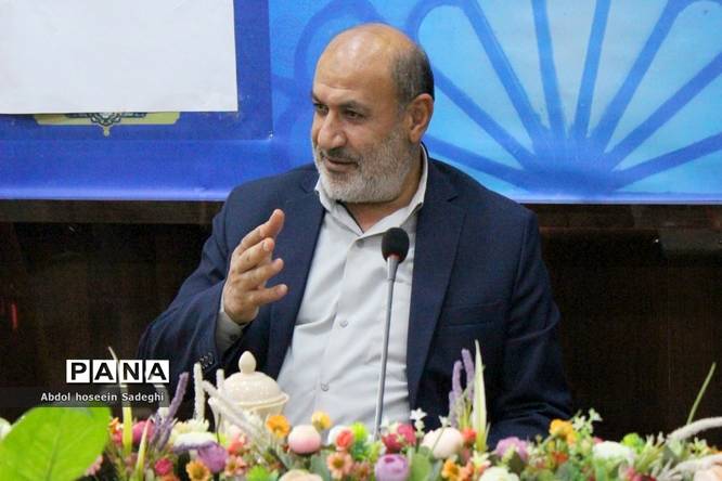 نشست هماهنگی برگزاری مراسم یادواره شهدا در آموزش و پرورش استان بوشهر