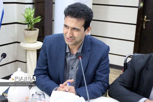 نشست هماهنگی برگزاری مراسم یادواره شهدا در آموزش و پرورش استان بوشهر