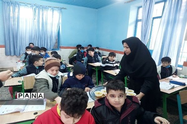 گرامیداشت شهادت حضرت فاطمه (س) و توزیع آش نذری