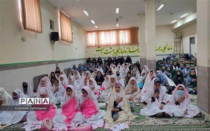 برگزاری مراسم سوگواری حضرت فاطمه(س) در اداره آموزش و پرورش شهرستان قرچک