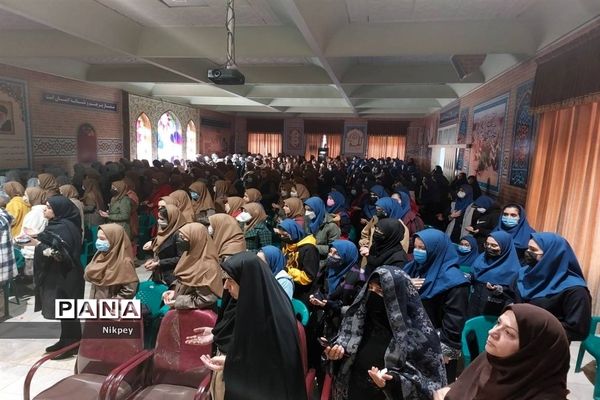 بزرگداشت شهادت حضرت فاطمه(س) در دبیرستان حجاب منطقه ۱۳