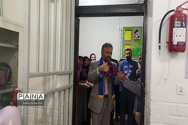افتتاحیه آزمایشگاه دبیرستان حضرت صدیقه (س)