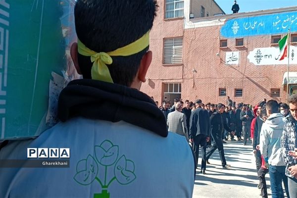مهمان ویژه در دبیرستان شهید بهشتی اصفهان