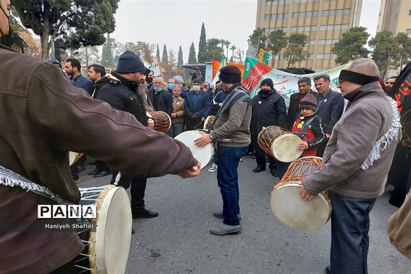 آیین تشییع و خاکسپاری شهید‌ گمنام در اداره‌کل آموزش و پرورش فارس