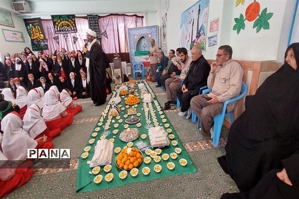 استقبال از شهید گمنام در مدرسه بنیاد ۱۵ خرداد ابرکوه