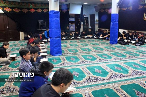 برگزاری مراسم  عزاداری شهادت حضرت فاطمه زهرا (س)در دبیرستان علامه حلی ۴ منطقه ۱۴