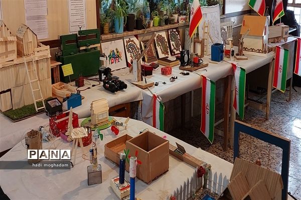 نمایشگاه دست‌سازه‌های کار و فناوری دبیرستان جلیل افشار نژاد