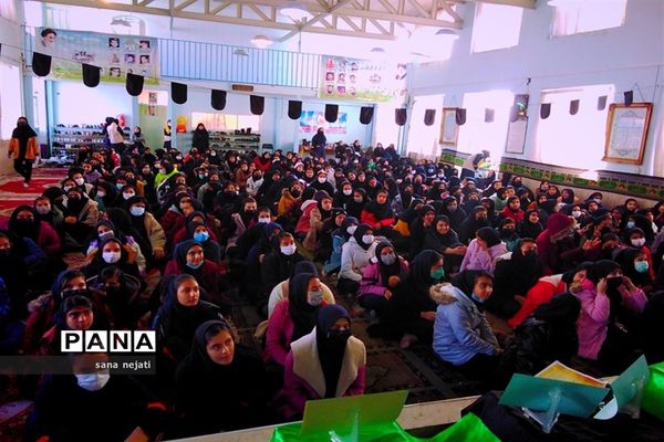 مراسم سوگواری شهادت حضرت زهرا(س) در دبیرستان‌های ناحیه 3 شیراز