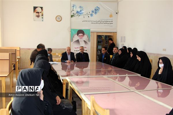 افتتاح بخش نوسوادان کتابخانه شهید دهقان ناحیه ۲ یزد