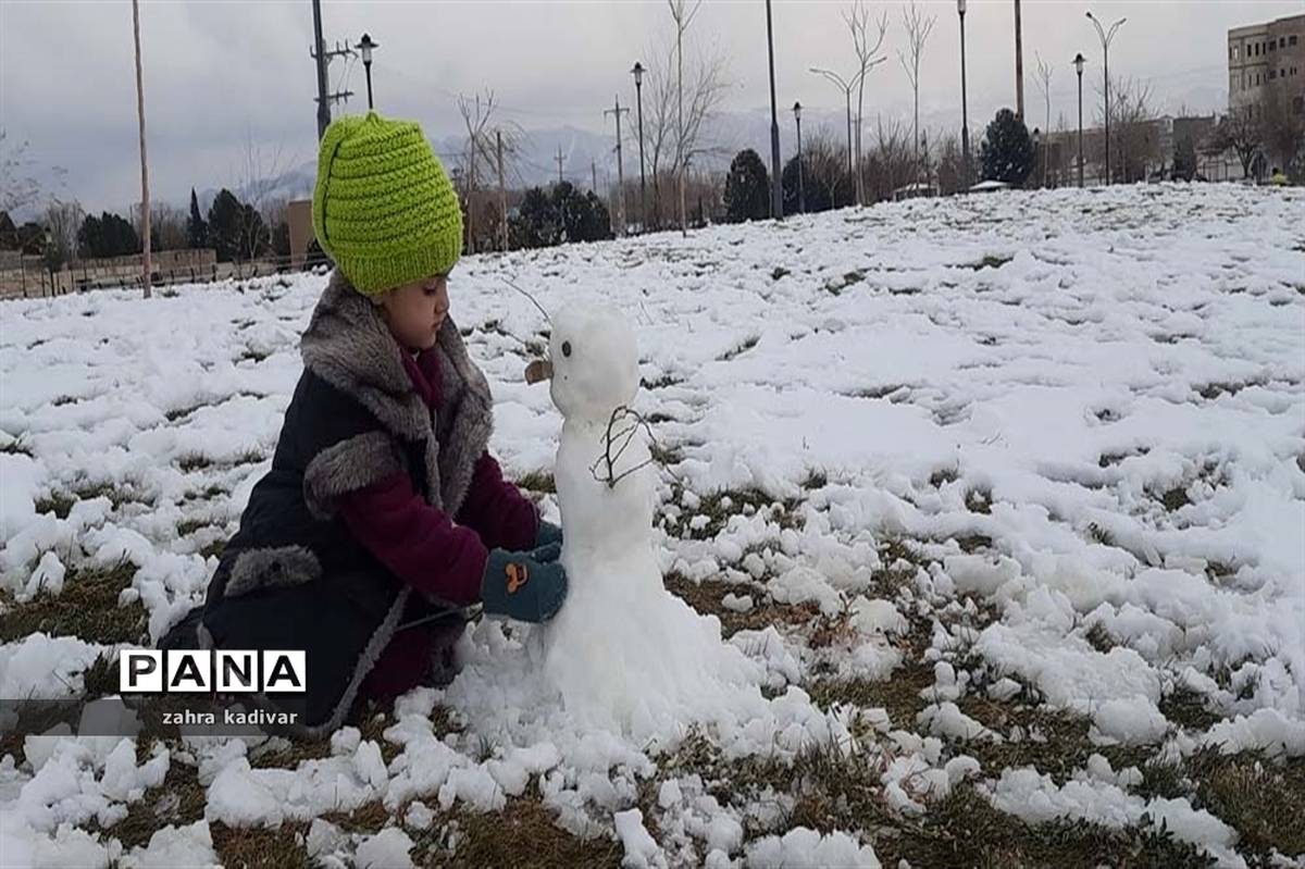 روز برفی در آباده