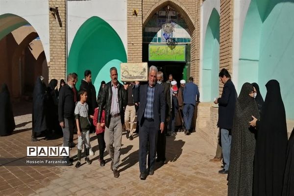 بازدید مسئولان شهرستان نایین از کاروانسرای نیستانک