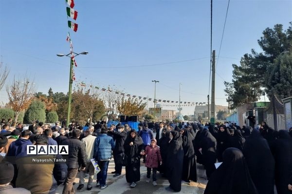 راهپیمایی حماسه نهم دی در شهرستان پاکدشت