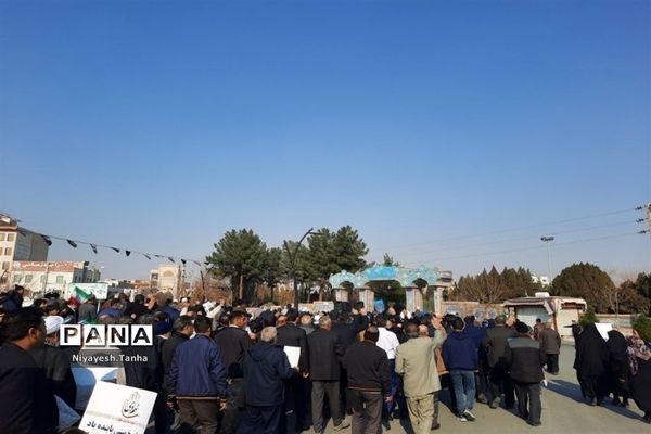 راهپیمایی حماسه نهم دی در شهرستان پاکدشت