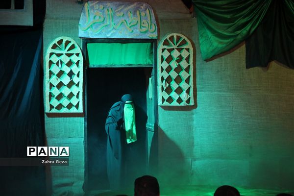 مراسم اختتامیه نمایش زخم موعود در ورامین