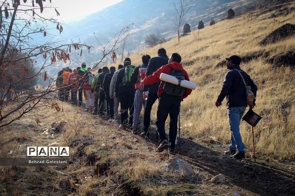 کوهپیمایی مربیان سازمان دانش‌آموزی آذربایجان غربی