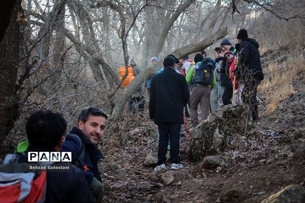 کوهپیمایی مربیان سازمان دانش‌آموزی آذربایجان غربی