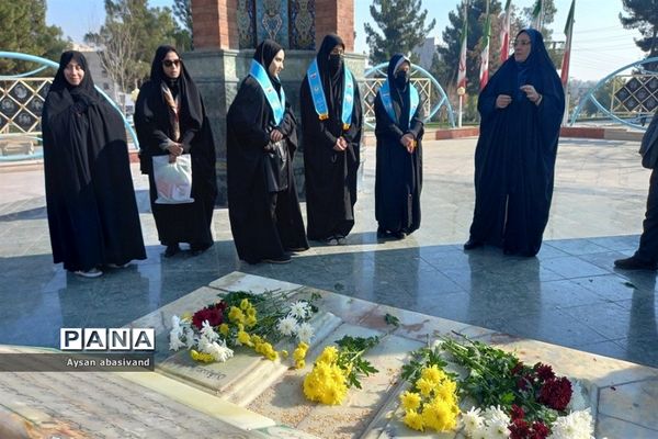 تجدید میثاق با شهدا به‌مناسبت سالگرد سردار حاج قاسم سلیمانی