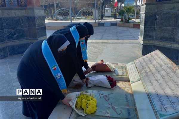 تجدید میثاق با شهدا به‌مناسبت سالگرد سردار حاج قاسم سلیمانی