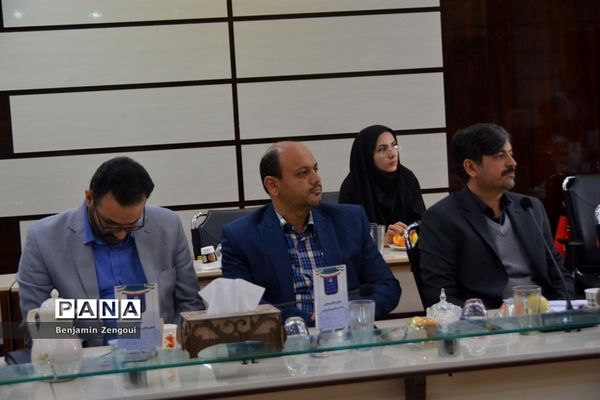 جلسه شورای اطلاع‌رسانی استان بوشهر