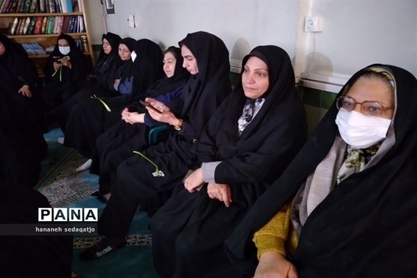 بزرگداشت هفتمین روز خاکسپاری شهید گمنام در اداره‌کل آموزش و پرورش فارس