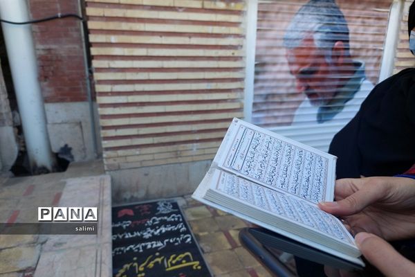 پذیرایی موکب انصارالمقاومه شهرستان بیرجند از زائران سردار دل‌ها