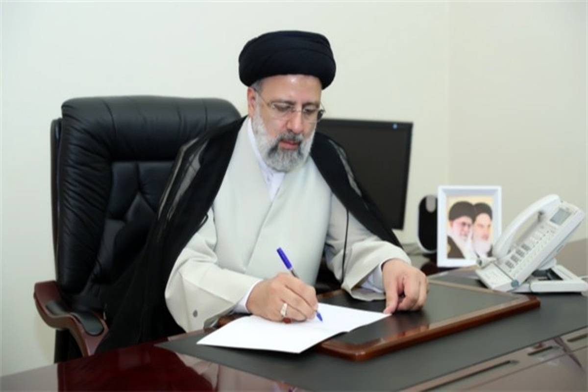 رئیس‌جمهوری انتصاب سردار رادان به فرماندهی کل انتظامی کشور را تبریک گفت