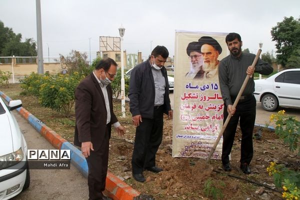 تقدیر از گزینشگران و کاشت نهال به مناسبت سالروز تشکیل نهاد گزینش در شهرستان بهبهان