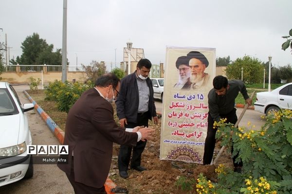 تقدیر از گزینشگران و کاشت نهال به مناسبت سالروز تشکیل نهاد گزینش در شهرستان بهبهان