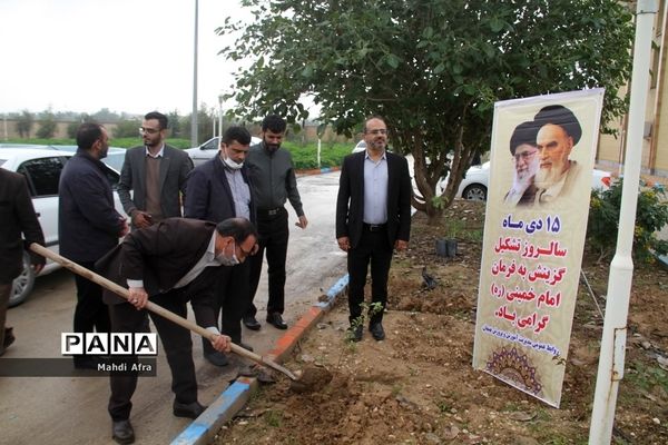 تقدیر از گزینشگران و کاشت نهال به مناسبت سالروز تشکیل نهاد گزینش در شهرستان بهبهان