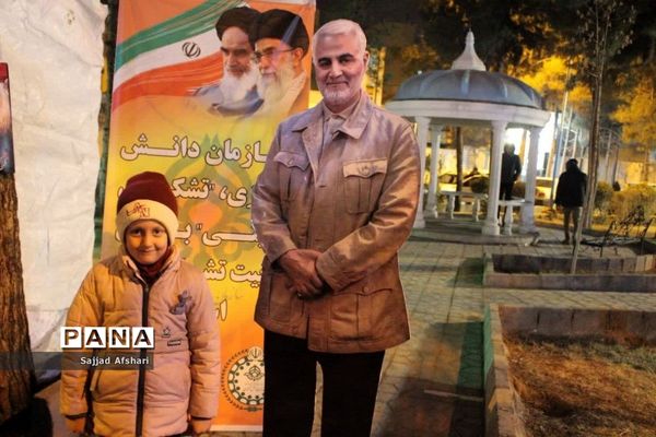 برپایی ایستگاه صلواتی توسط سازمان دانش‌آموزی استان سمنان‌
