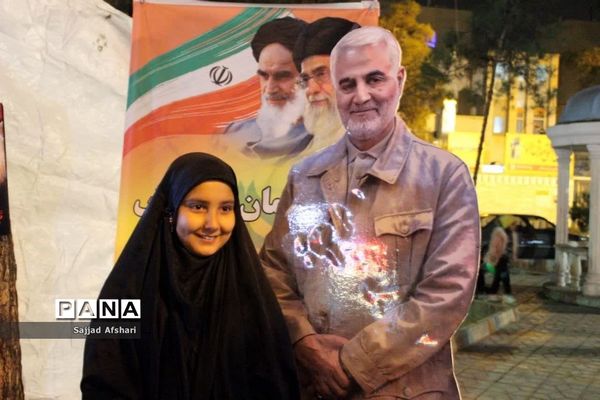 برپایی ایستگاه صلواتی توسط سازمان دانش‌آموزی استان سمنان‌