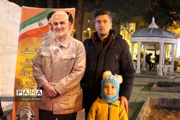 برپایی ایستگاه صلواتی توسط سازمان دانش‌آموزی استان سمنان‌