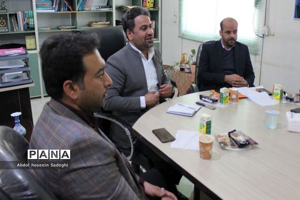 جلسه همفکری و هم‌اندیشی مدیران آموزشگاه‌های آزاد بوشهر