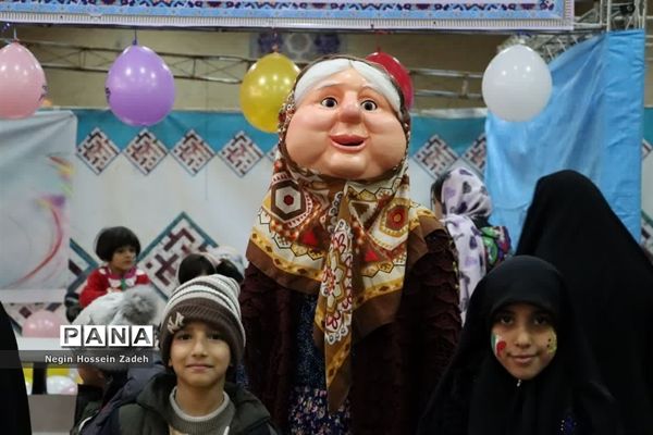 اجتماع بزرگ بانوان کوثری درشهرستان اسلامشهر