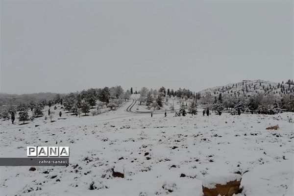 قادرآباد سفیدپوش شد