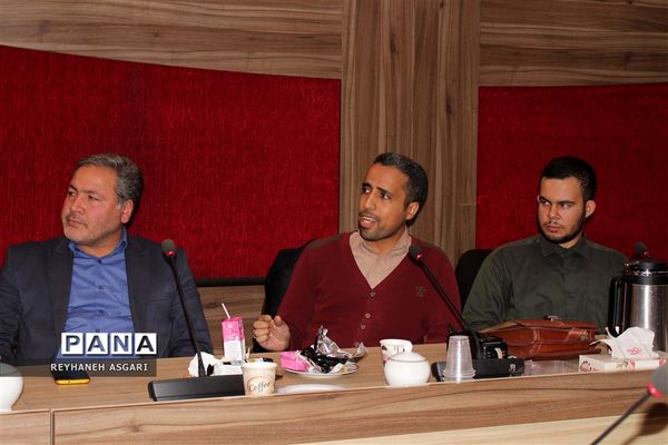 نشست هم‌اندیشی فرماندهان بسیج دانش‌آموزی شهرستان‌های استان تهران