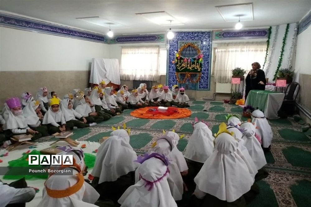 جشن حفظ سوره‌های قرآن کریم دانش‌آموزان آموزشگاه الله‌اکبر اسلامشهر