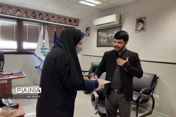 تجلیل از بانوان شاغل در سازمان دانش‌آموزی فارس به‌مناسبت بزرگداشت مقام زن و میلاد حضرت زهرا (س)