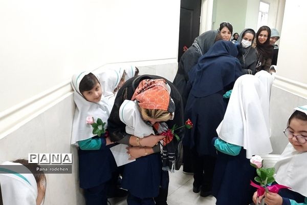 جشن روز مادر در دبستان دخترانه  سما یک رودهن