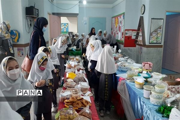 جشنواره غذا در آموزشگاه ام البنین خلیفه صفادشت