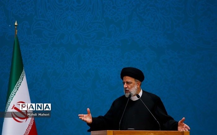 دشمنان بارها نسبت به ملت ایران دچار اشتباه محاسباتی شده‌اند