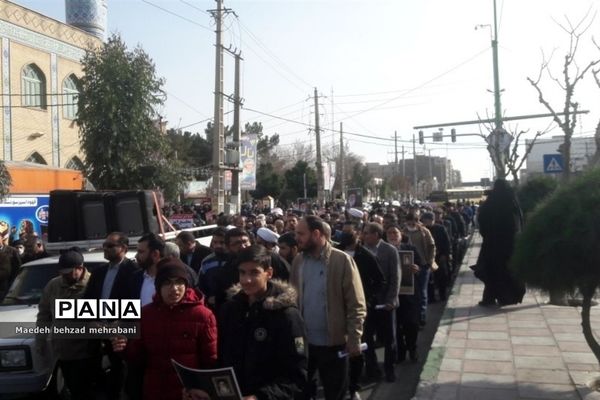 راهپیمایی باشکوه مردم غیور شهرستان قرچک